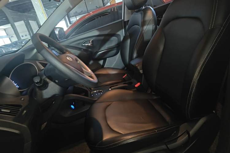 Used Hyundai ix35 2015 2.0L Automatic 2WD Comfort Edition China V Standard Left Front Seat