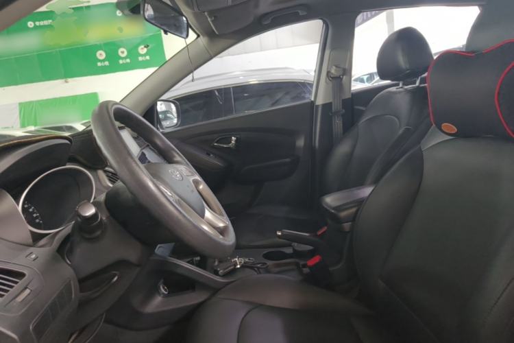 Used Hyundai ix35 2015 2.0L Automatic 2WD Comfort Edition China V Standard Left Front Seat