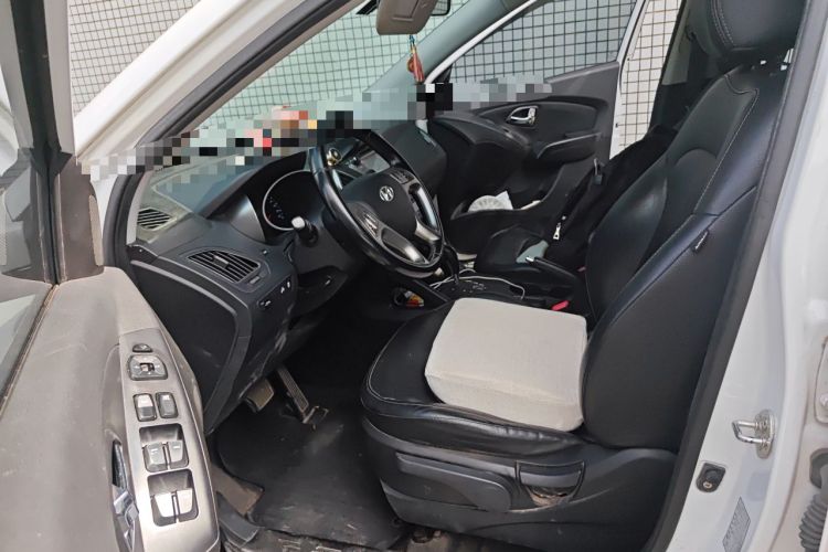 Used Hyundai ix35 2015 2.0L Automatic 2WD Smart Version China V Standard Left Front Seat