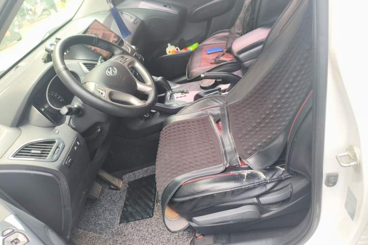 Used Hyundai ix35 2015 2.0L Automatic 2WD Smart Version China V Standard Left Front Seat