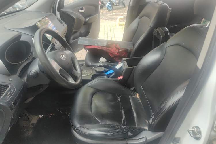 Used Hyundai ix35 2015 2.0L Automatic 2WD Comfort Edition China IV Standard Left Front Seat