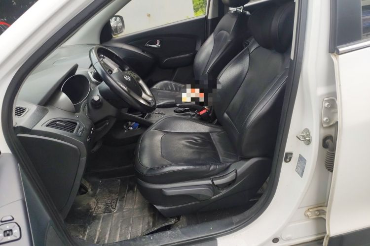 Used Hyundai ix35 2015 2.0L Automatic 2WD Smart Type China IV Left Front Seat