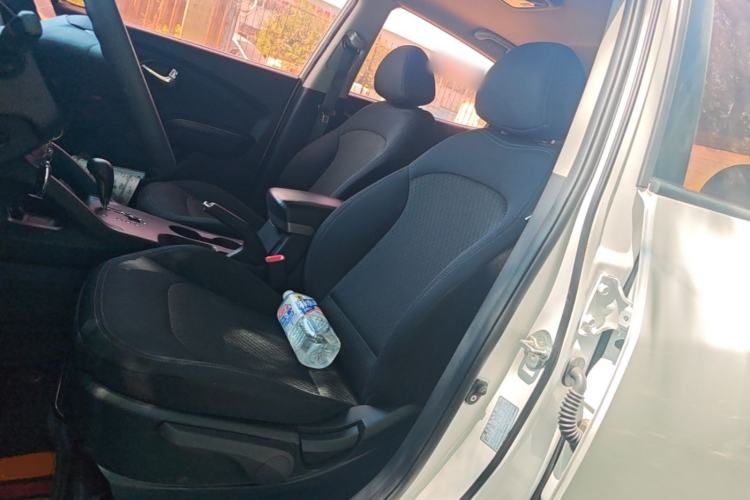 Used Hyundai ix35 2015 2.0L Automatic 2WD Comfort Edition China V Standard Left Front Seat