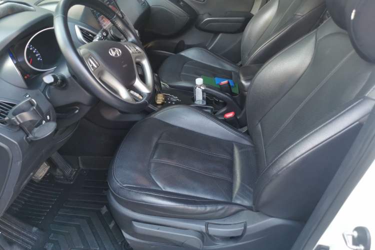 Used Hyundai ix35 2015 2.0L Automatic 2WD Smart Version China V Standard Left Front Seat
