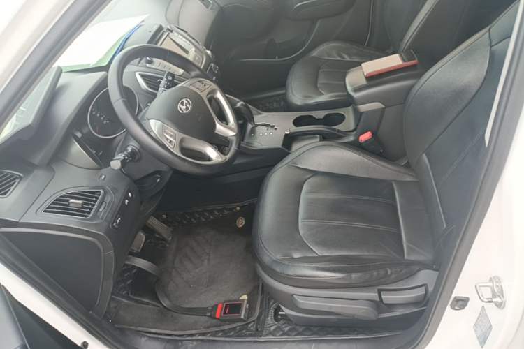 Used Hyundai ix35 2015 2.0L Automatic 2WD Smart Version China V Standard Left Front Seat