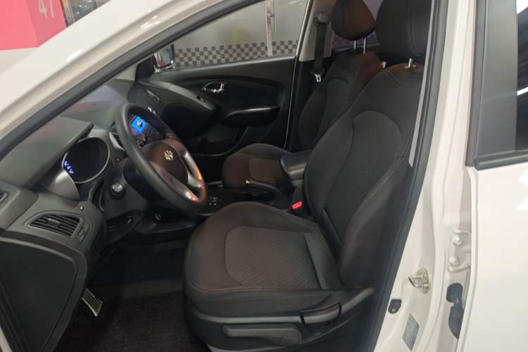 Used Hyundai ix35 2015 2.0L Automatic 2WD Comfort Edition China V Standard Left Front Seat