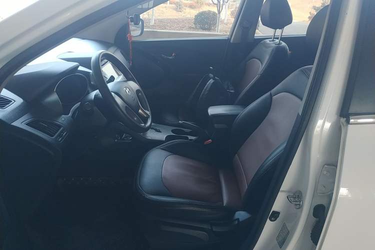 Used Hyundai ix35 2015 2.0L Automatic 2WD Comfort Edition China V Standard Left Front Seat