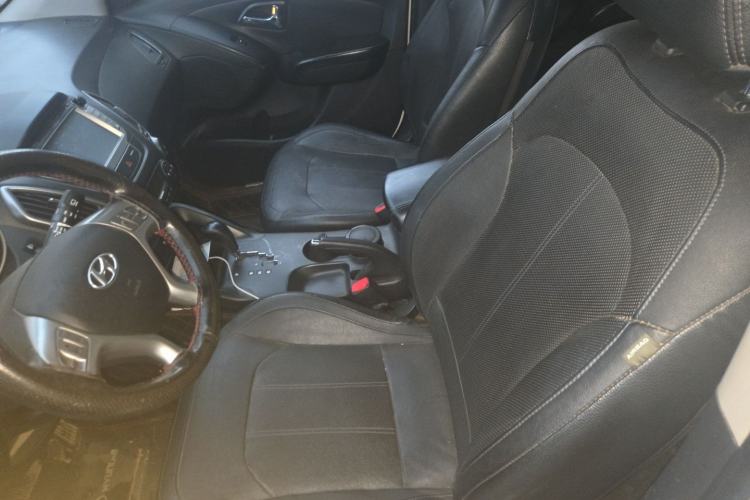 Used Hyundai ix35 2015 2.0L Automatic 2WD Smart Version China V Standard Left Front Seat