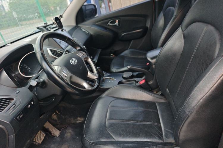 Used Hyundai ix35 2015 2.0L Automatic 2WD Smart Type China IV Left Front Seat