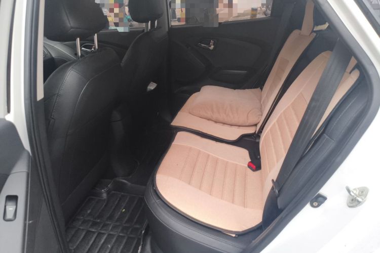 Used Hyundai ix35 2015 2.0L Automatic 2WD Smart Version China V Standard Left Rear Seat