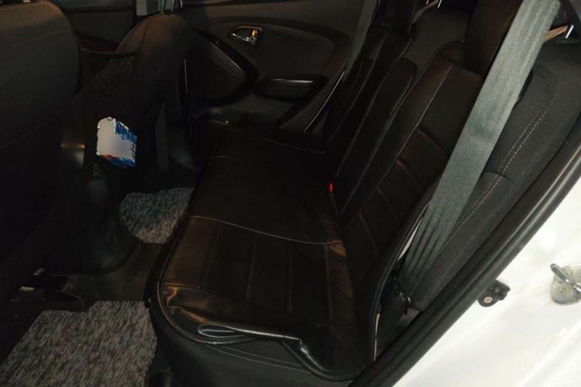 Used Hyundai ix35 2015 2.0L Automatic 2WD Comfort Edition China IV Standard Left Rear Seat