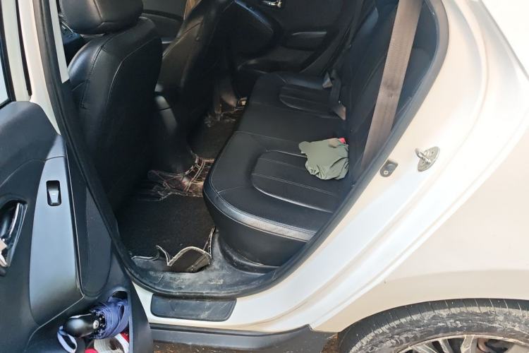Used Hyundai ix35 2015 2.0L Automatic 2WD Smart Type China IV Left Rear Seat