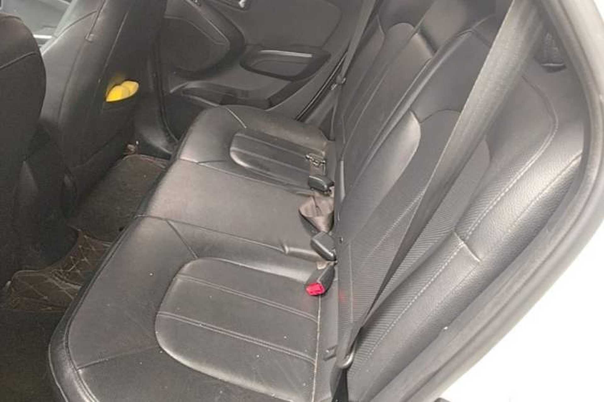 Used Hyundai ix35 2015 2.0L Automatic 2WD Smart Type China IV Left Rear Seat