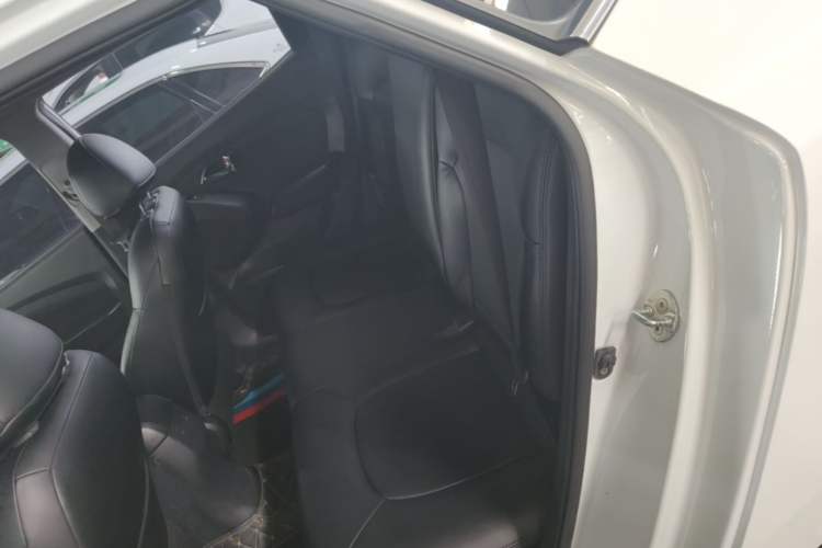 Used Hyundai ix35 2015 2.0L Automatic 2WD Comfort Edition China V Standard Left Rear Seat