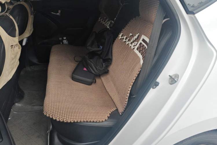 Used Hyundai ix35 2015 2.0L Automatic 2WD Smart Type China IV Left Rear Seat
