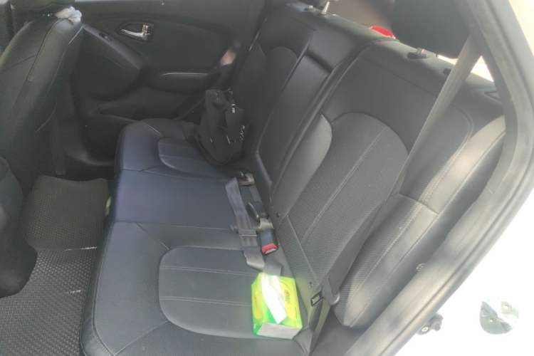 Used Hyundai ix35 2015 2.0L Automatic 2WD Smart Type China IV Left Rear Seat