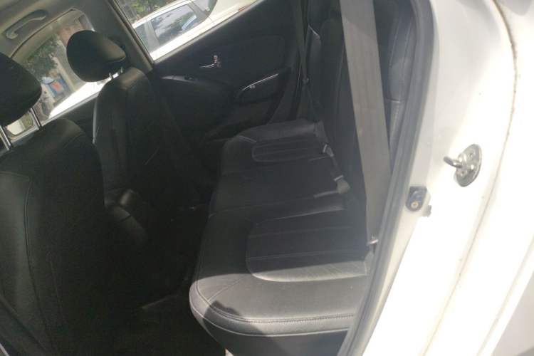 Used Hyundai ix35 2015 2.0L Automatic 2WD Smart Type China IV Left Rear Seat
