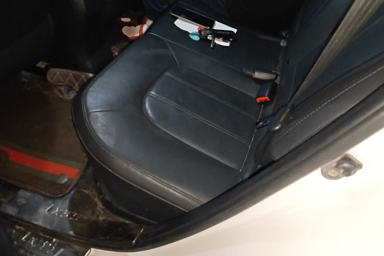 Used Hyundai ix35 2015 2.0L Automatic 2WD Smart Type China IV Left Rear Seat