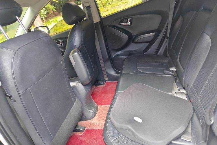 Used Hyundai ix35 2015 2.0L Automatic 2WD Smart Type China IV Left Rear Seat
