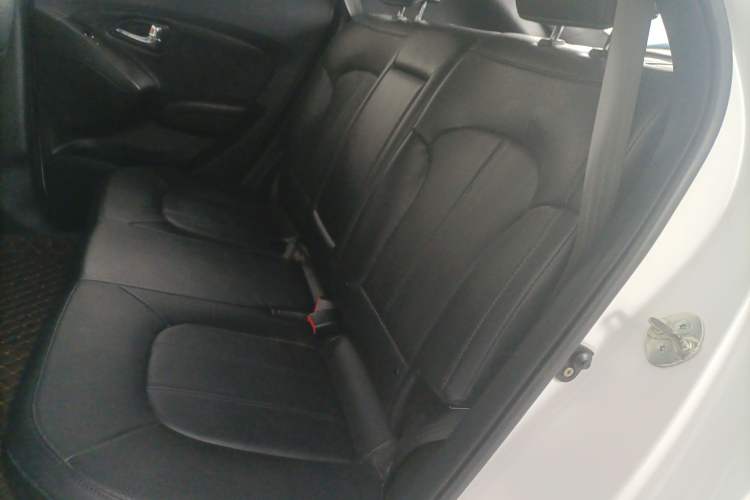 Used Hyundai ix35 2015 2.0L Automatic 2WD Smart Type China IV Left Rear Seat