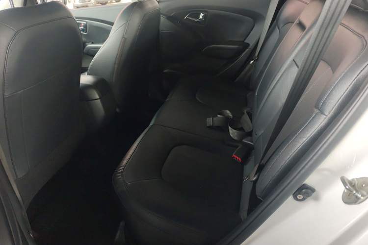 Used Hyundai ix35 2015 2.0L Automatic 2WD Smart Type China IV Left Rear Seat