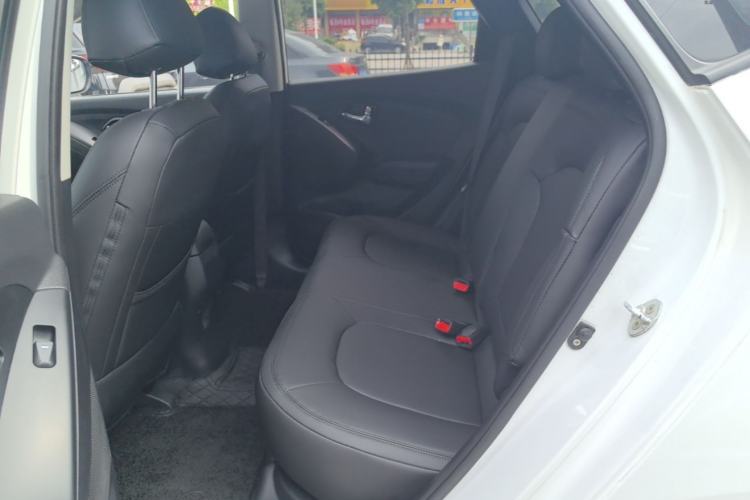 Used Hyundai ix35 2015 2.0L Automatic 2WD Comfort Edition China IV Standard Left Rear Seat
