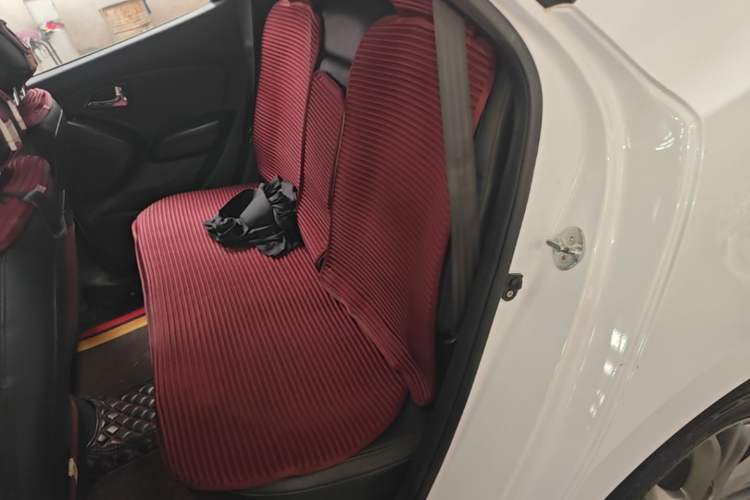 Used Hyundai ix35 2015 2.0L Automatic 2WD Smart Type China IV Left Rear Seat