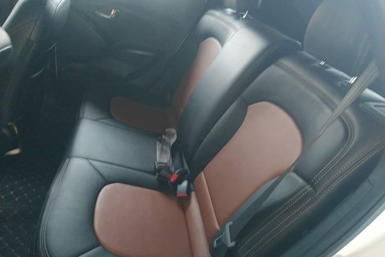 Used Hyundai ix35 2015 2.0L Automatic 2WD Comfort Edition China V Standard Left Rear Seat