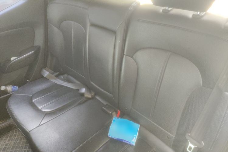 Used Hyundai ix35 2015 2.0L Automatic 2WD Smart Version China V Standard Left Rear Seat