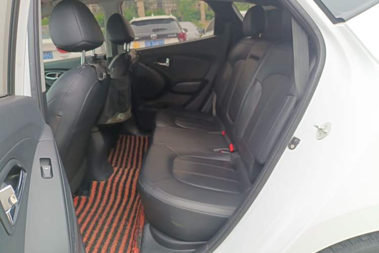 Used Hyundai ix35 2015 2.0L Automatic 2WD Smart Type China IV Left Rear Seat