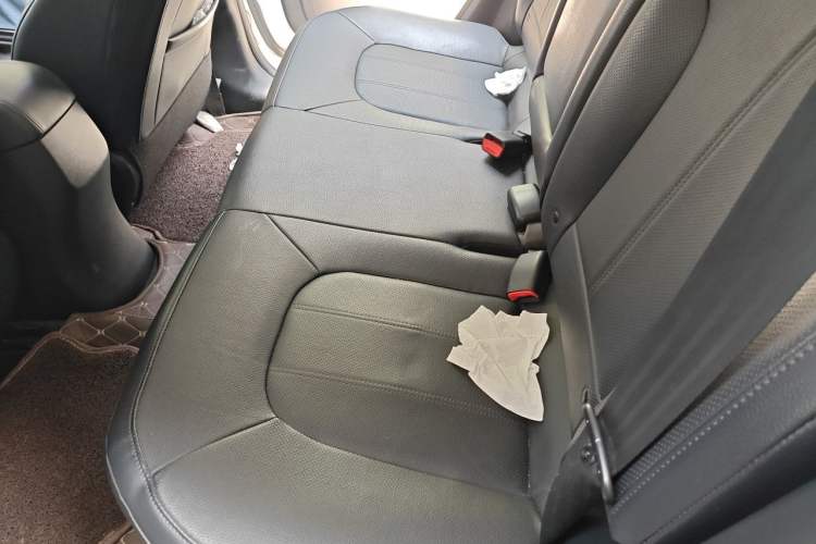 Used Hyundai ix35 2015 2.0L Automatic 2WD Smart Type China IV Left Rear Seat