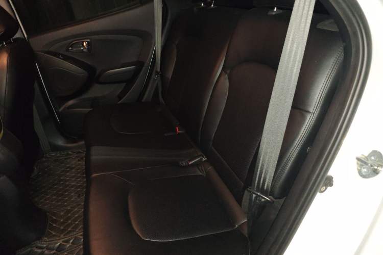 Used Hyundai ix35 2015 2.0L Automatic 2WD Comfort Edition China V Standard Left Rear Seat
