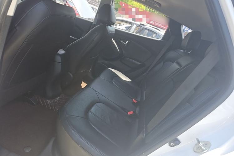 Used Hyundai ix35 2015 2.0L Automatic 2WD Smart Type China IV Left Rear Seat