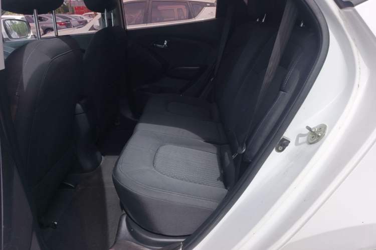 Used Hyundai ix35 2015 2.0L Automatic 2WD Comfort Edition China V Standard Left Rear Seat