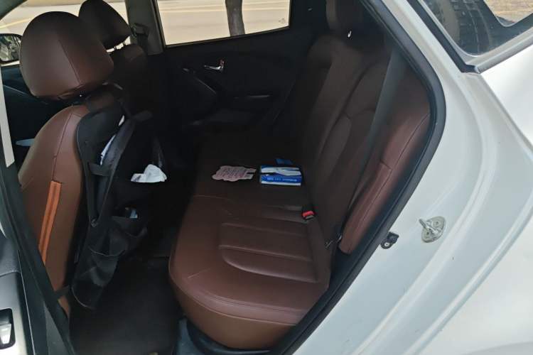 Used Hyundai ix35 2015 2.0L Automatic 2WD Comfort Edition China IV Standard Left Rear Seat
