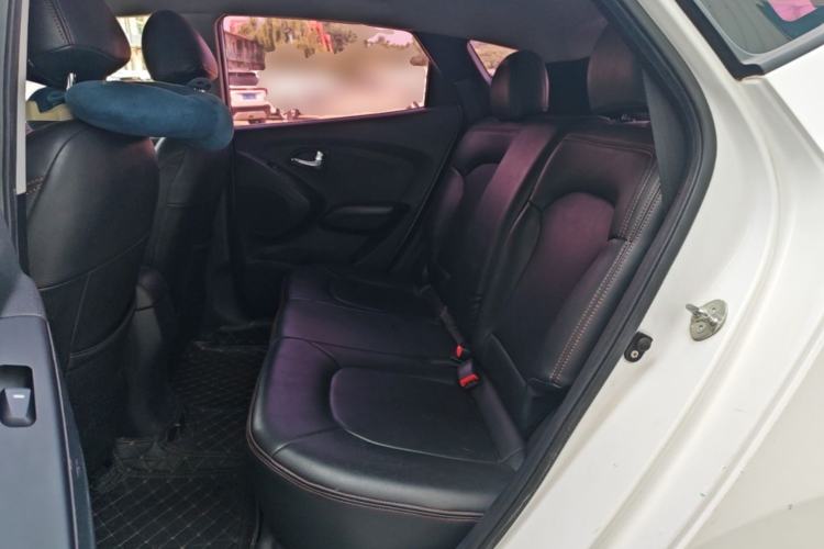 Used Hyundai ix35 2015 2.0L Manual Two-Wheel Drive Comfort Version China V Standard Left Rear Seat