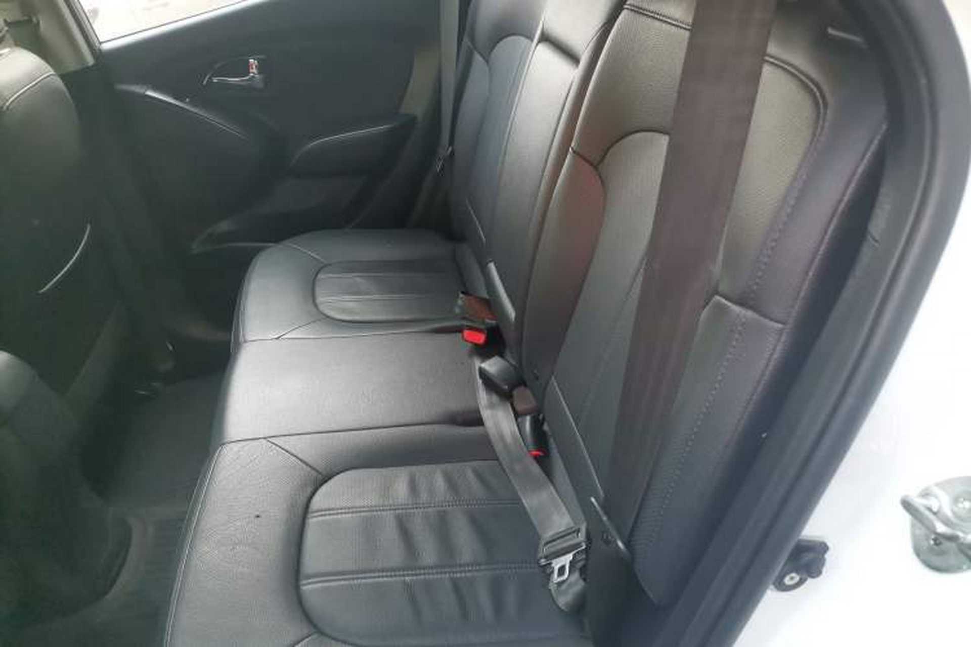 Used Hyundai ix35 2015 2.0L Automatic 2WD Smart Type China IV Left Rear Seat