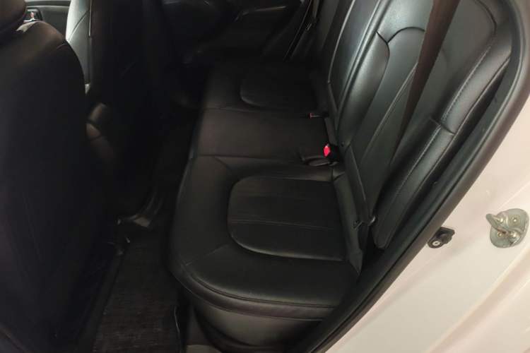 Used Hyundai ix35 2015 2.0L Automatic 2WD Smart Type China IV Left Rear Seat