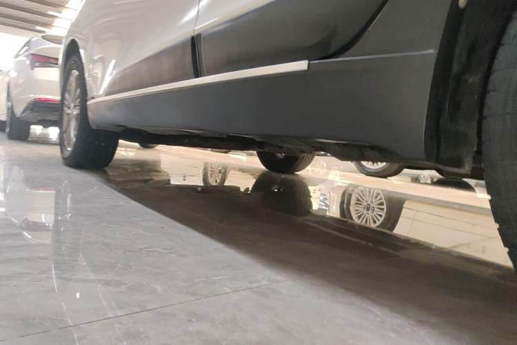 Used Hyundai ix35 2015 2.0L Automatic 2WD Smart Type China IV Left Side Sill