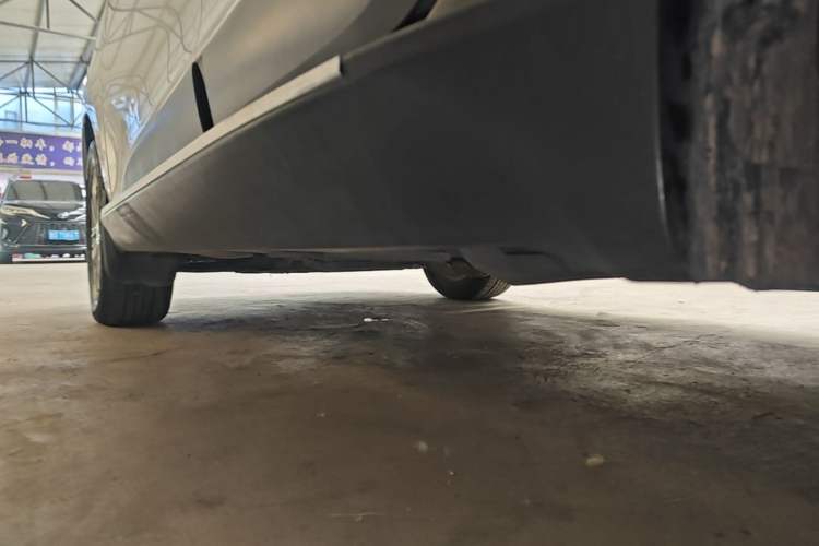 Used Hyundai ix35 2015 2.0L Automatic 2WD Smart Type China IV Left Side Sill