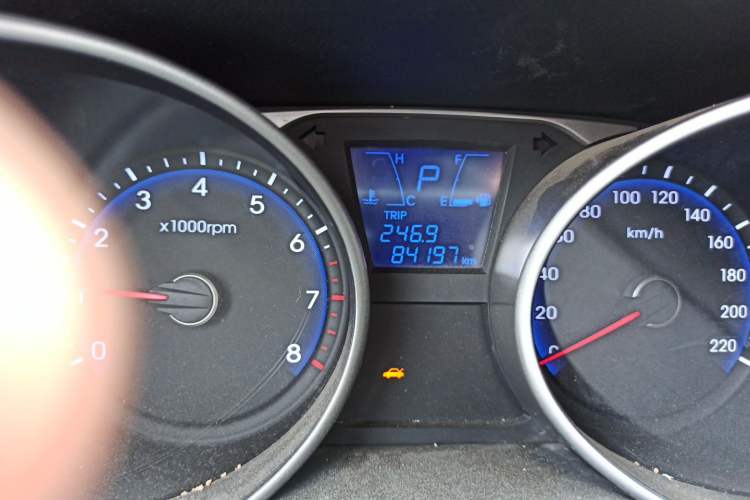 Used Hyundai ix35 2015 2.0L Automatic 2WD Comfort Edition China V Standard Odometer Close Up