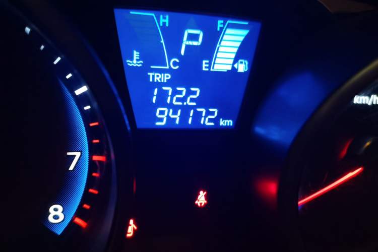 Used Hyundai ix35 2015 2.0L Automatic 2WD Comfort Edition China IV Standard Odometer Close Up