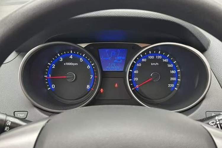 Used Hyundai ix35 2015 2.0L Automatic 2WD Comfort Edition China IV Standard Odometer Close Up