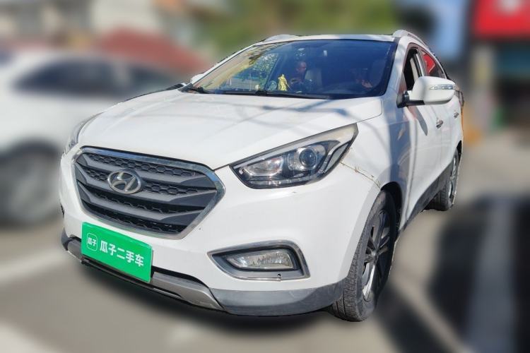 Used Hyundai ix35 2015 2.0L Automatic 2WD Smart Type China IV Guazi used car, China used car export, Used car for sale, Used cars, Cheapest cars for sale