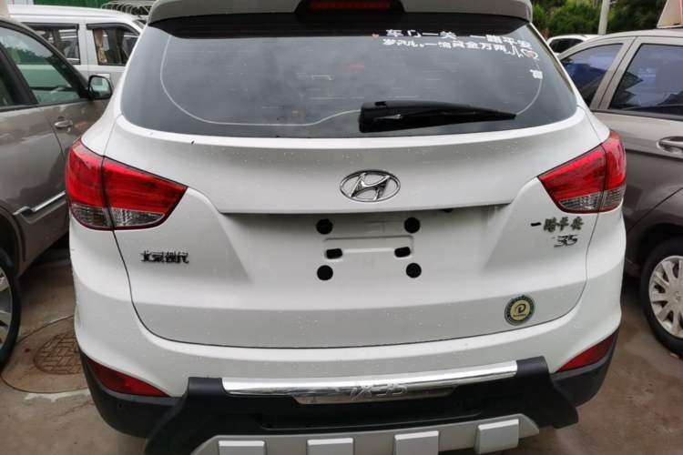Used Hyundai ix35 2015 2.0L Automatic 2WD Comfort Edition China IV Standard Rear