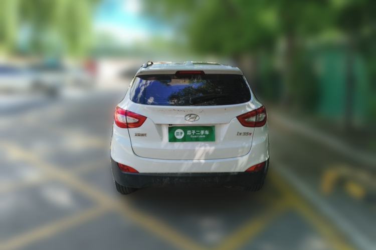 Used Hyundai ix35 2015 2.0L Automatic Two-Wheel Drive Leading Trim China V Standard Rear