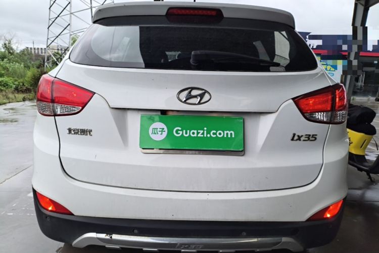 Used Hyundai ix35 2015 2.0L Automatic 2WD Comfort Edition China IV Standard Rear
