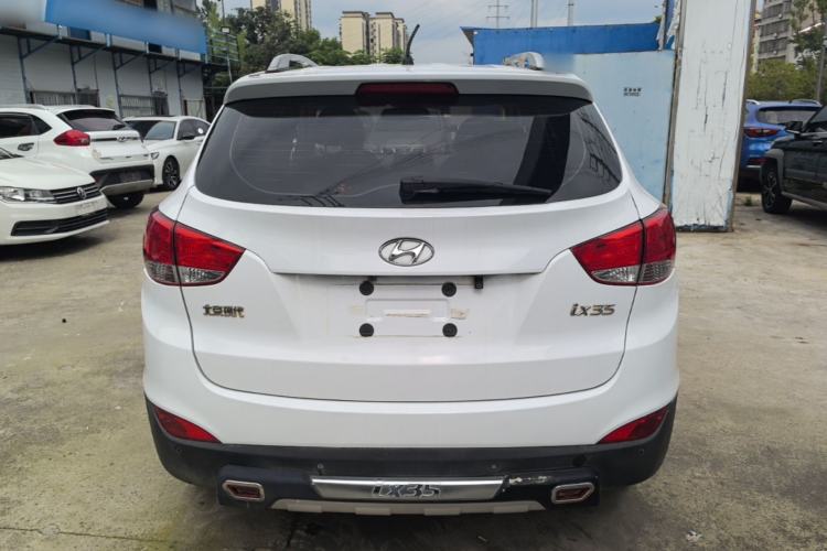 Used Hyundai ix35 2015 2.0L Automatic 2WD Comfort Edition China IV Standard Rear