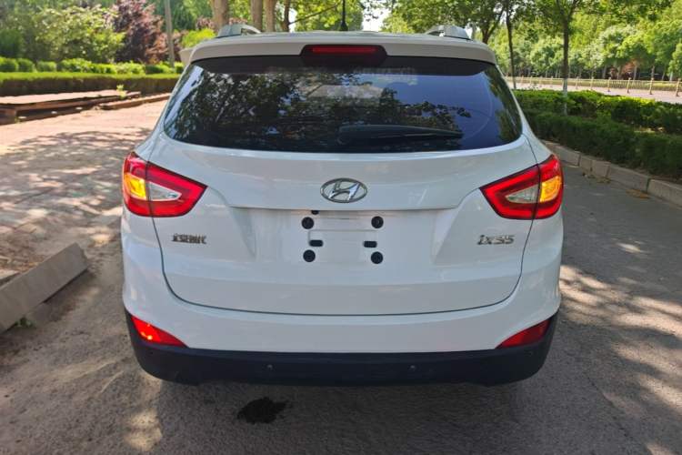 Used Hyundai ix35 2015 2.0L Automatic 2WD Smart Version China V Standard Rear