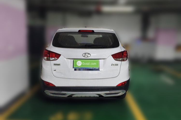 Used Hyundai ix35 2015 2.0L Automatic 2WD Comfort Edition China IV Standard Rear
